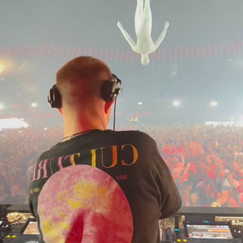 kevin de vries in Customized Culture